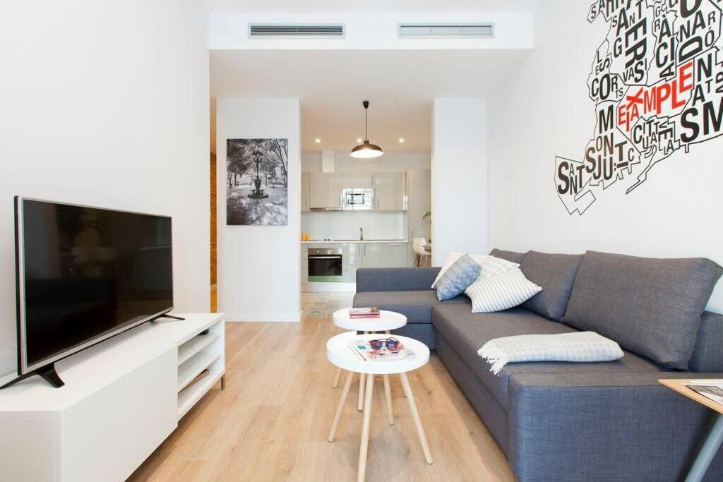 Perfectly Located 4Bed 4Bath Apartment In Barcelona 3 1 Екстериор снимка