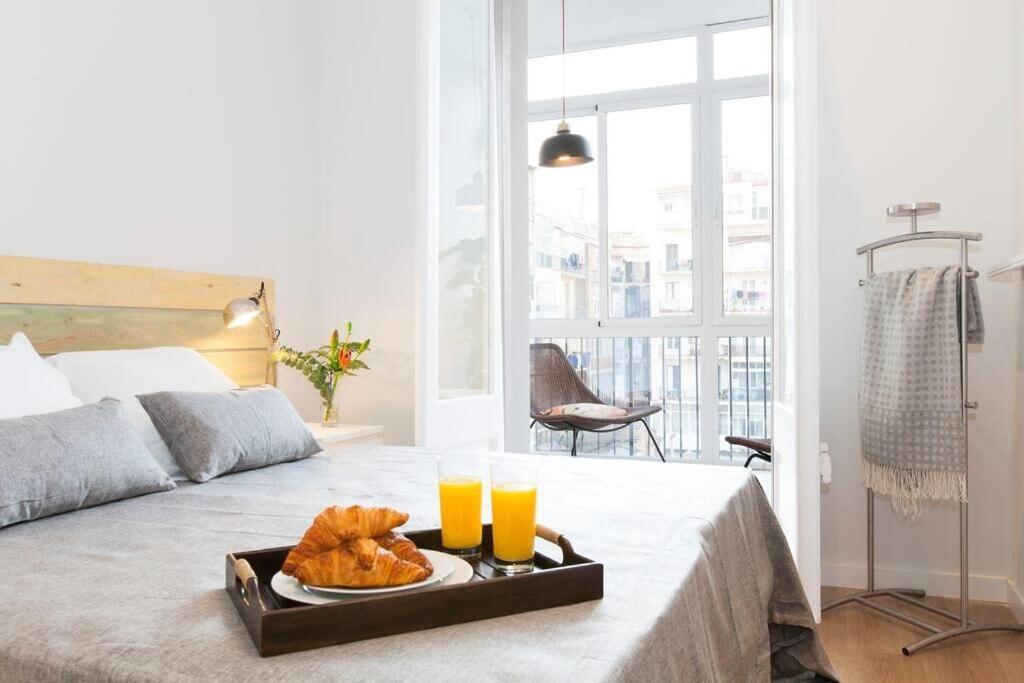 Perfectly Located 4Bed 4Bath Apartment In Barcelona 3 1 Екстериор снимка